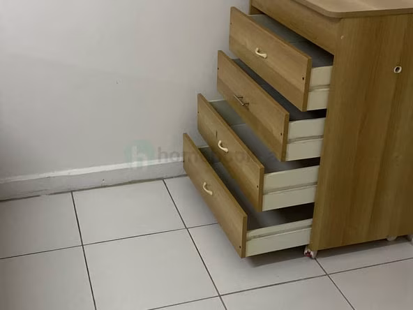 Room for Rent in Al Rigga