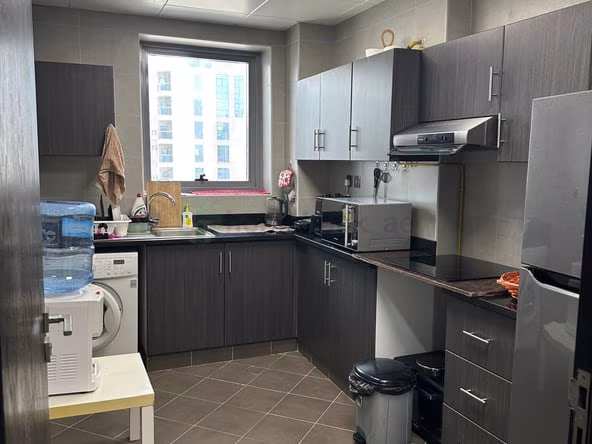Room for Rent in Al satwa