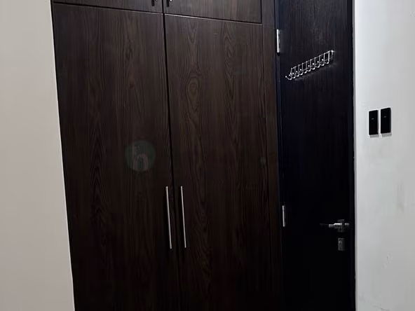 Room for Rent in Al satwa