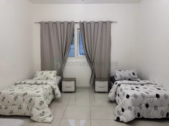 Room for Rent in Al satwa