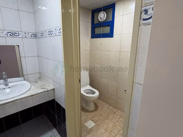 Bed Space & Partition in Sharjah