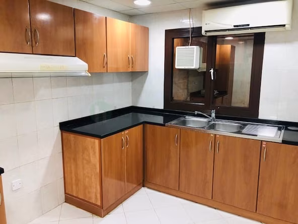 Bed Space & Partition in Al Rigga