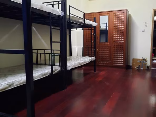 Bed Space & Partition in Al Rigga
