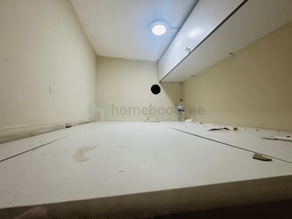 Bed Space & Partition in Al Murar