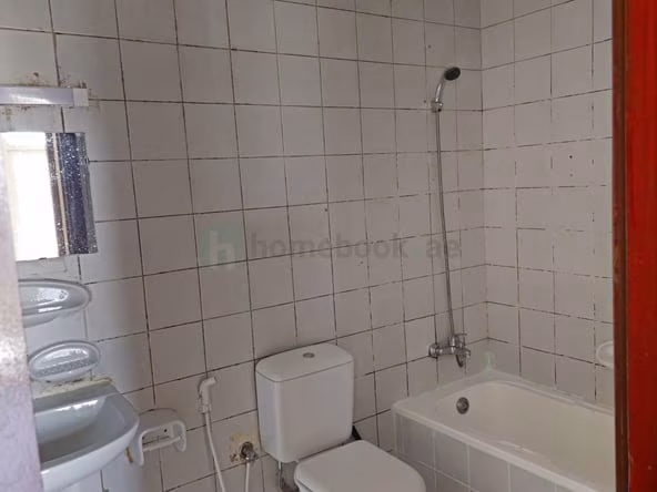 Room for Rent in Muhaisnah