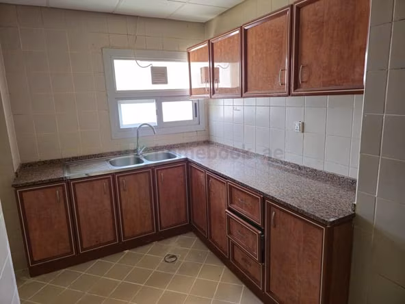 Room for Rent in Muhaisnah
