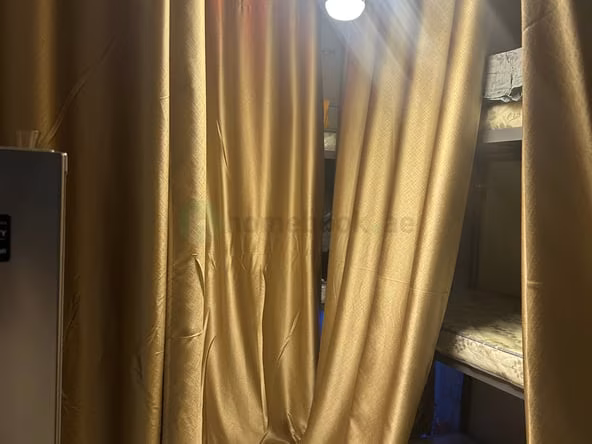 Bed Space & Partition in Al Murar