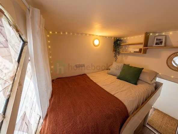Bed Space & Partition in Hor Al Anz