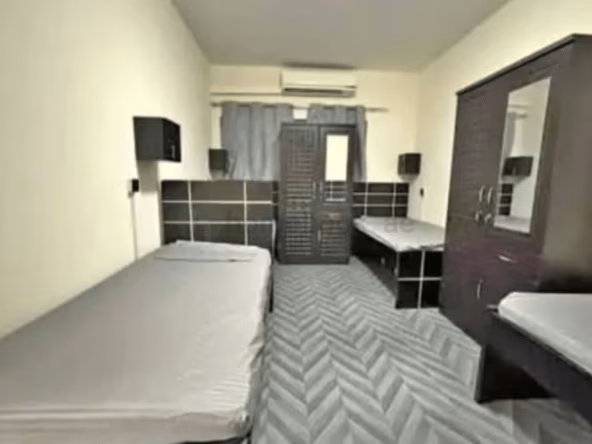 Bed Space & Partition in Al Qusais