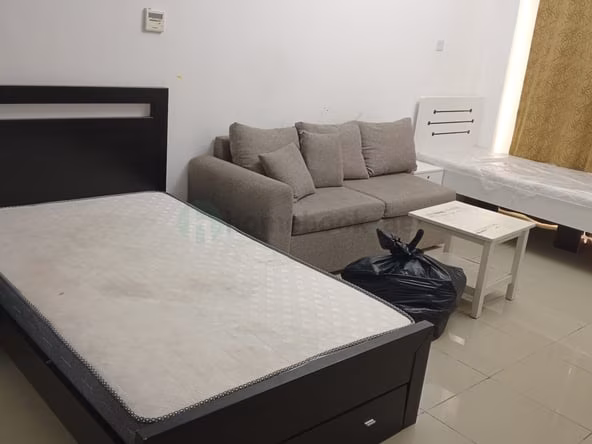 Bed Space & Partition in Al Qusais