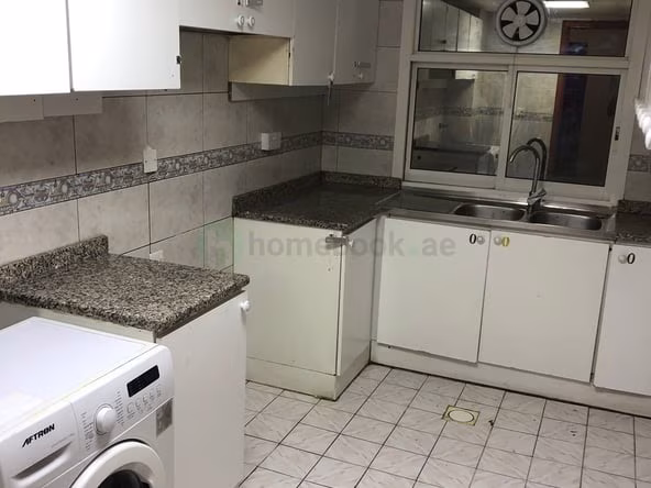 Bed Space & Partition in Hor Al Anz