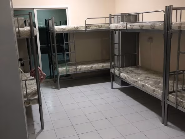 Bed Space & Partition in Hor Al Anz