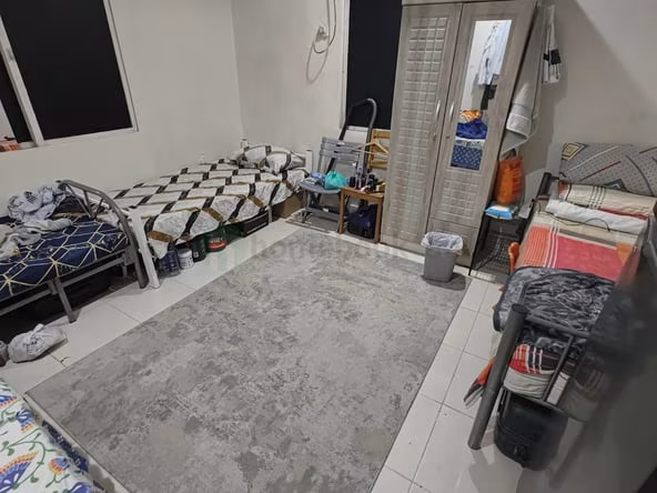 Bed Space & Partition in Al Rashidiya