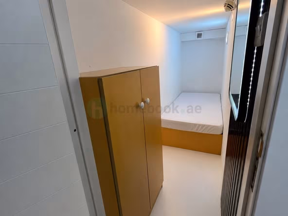 Bed Space & Partition in Business Bay