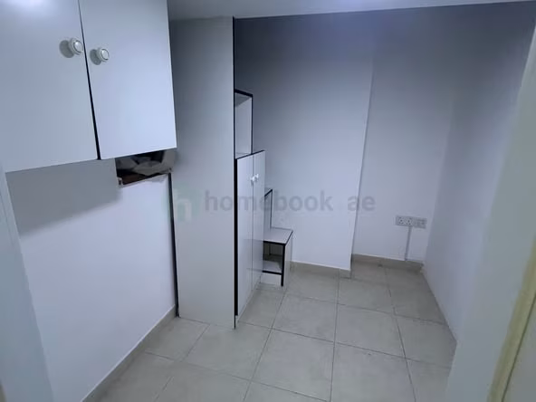 Bed Space & Partition in Business Bay
