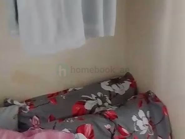 Bed Space & Partition in Discovery Gardens