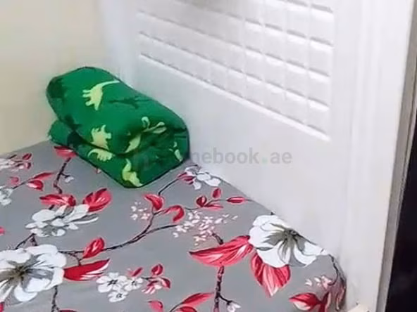 Bed Space & Partition in Discovery Gardens