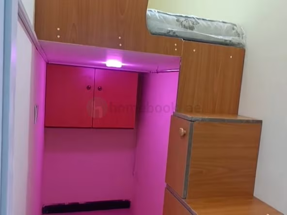 Bed Space & Partition in Al Rigga