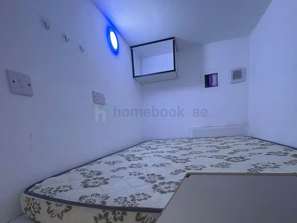 Bed Space & Partition in Business Bay