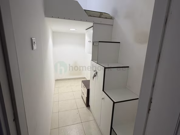 Bed Space & Partition in Business Bay