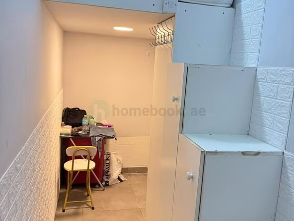 Bed Space & Partition in Business Bay
