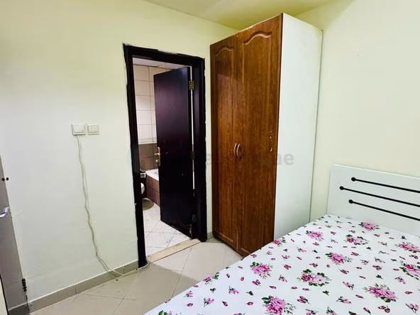 Bed Space & Partition in Al Karama