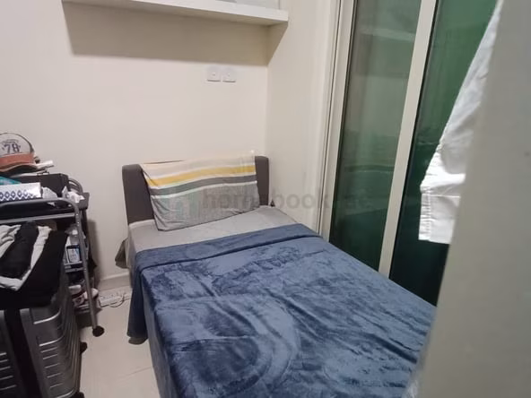 Bed Space & Partition in Discovery Gardens