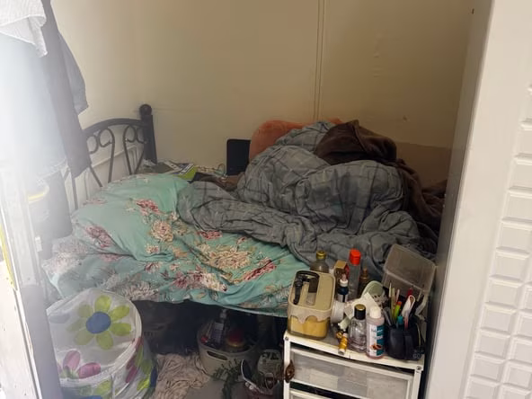 Bed Space & Partition in Al Rashidiya