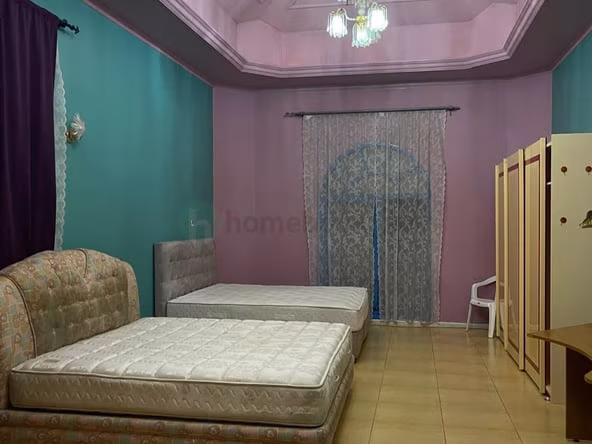 Bedroom Apartment for Rent in Bur Dubai