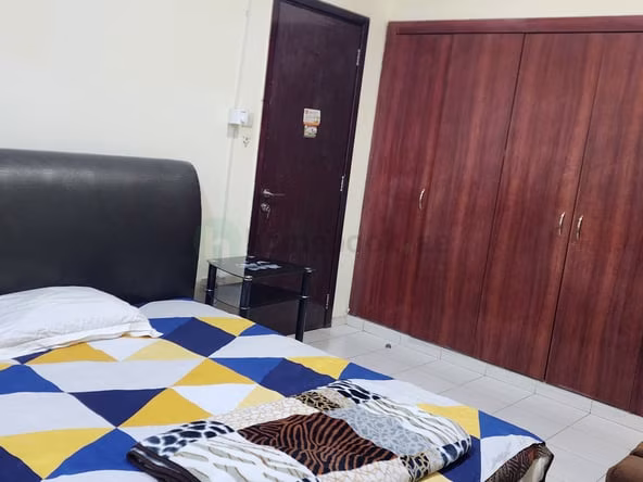 Room for Rent in International City