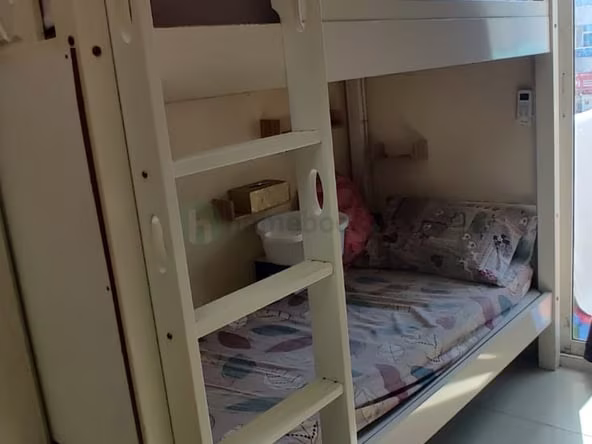 Bed Space & Partition in Al Jafiliya