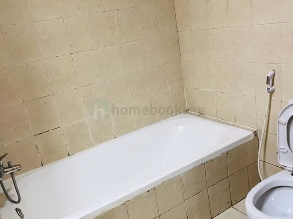 Room for Rent in International City