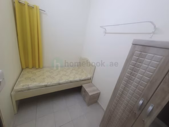 Bed Space & Partition in Discovery Gardens