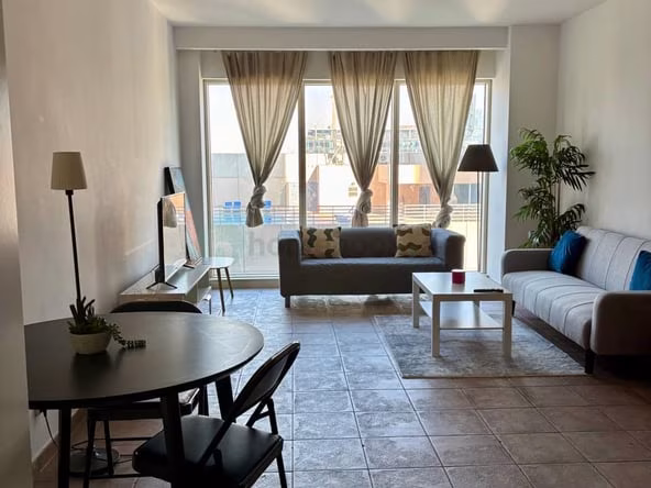 Room for Rent in Sheikh Zayed Road