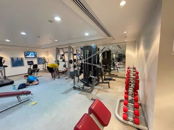 Room for Rent in Sheikh Zayed Road