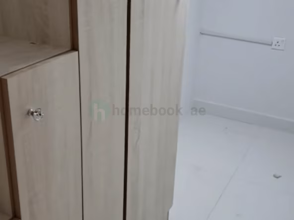 Bed Space & Partition in Sheikh Zayed Road