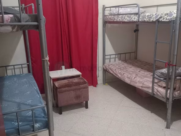 Bed Space & Partition in Oud Metha