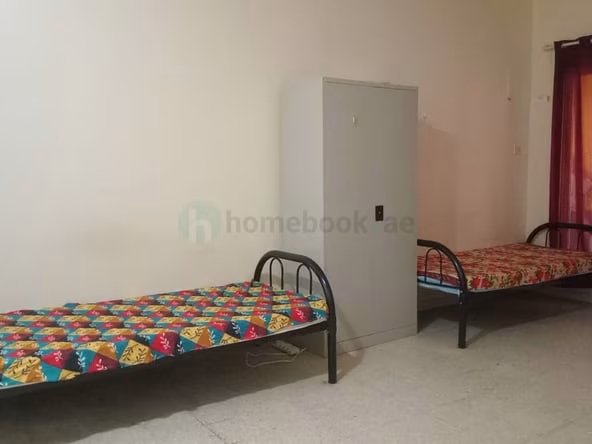 Bed Space & Partition in Oud Metha