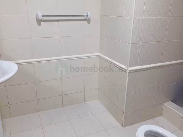 Bed Space & Partition in Al Quoz