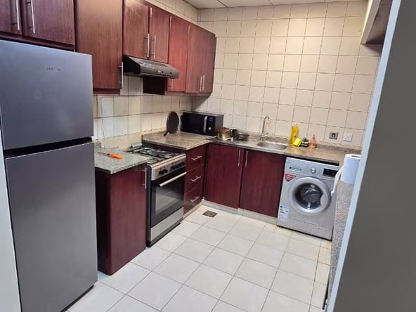 Bed Space & Partition in Dubai Investment Park (DIP)