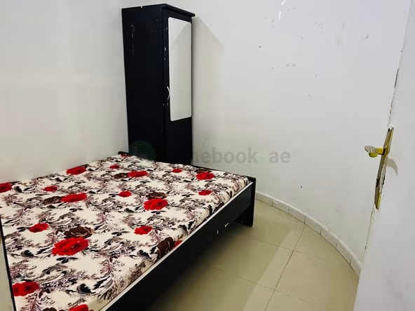Bed Space & Partition in Sharjah