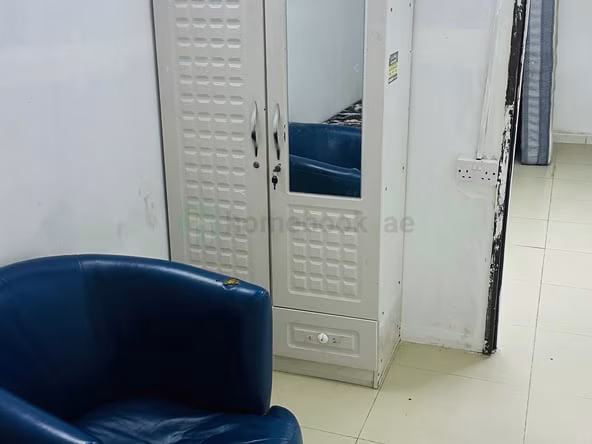 Bed Space & Partition in Sharjah
