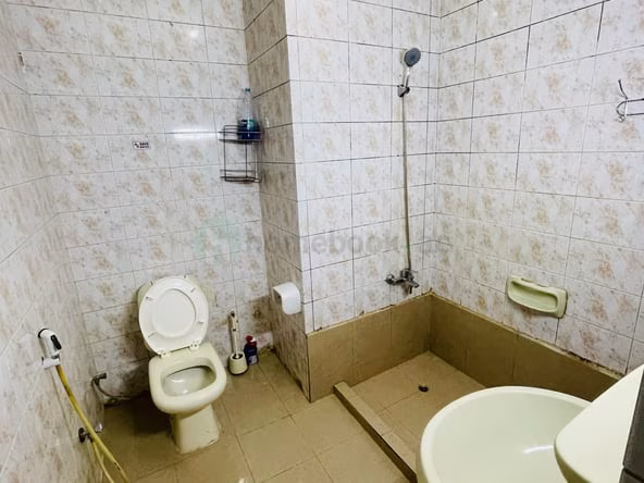 Bed Space & Partition in Sharjah