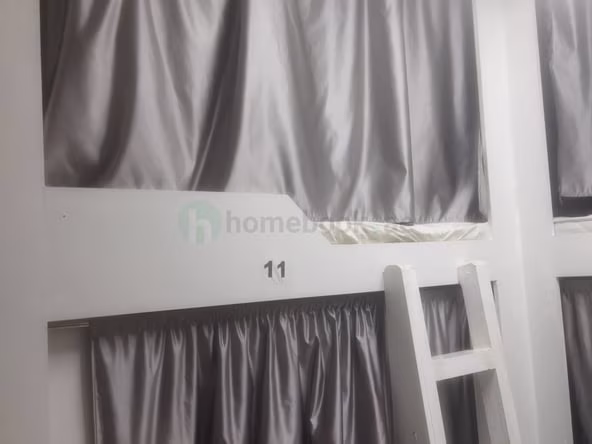 Bed Space & Partition in Al Jafiliya
