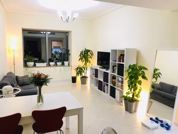 Room for Rent in Sheikh Zayed Road
