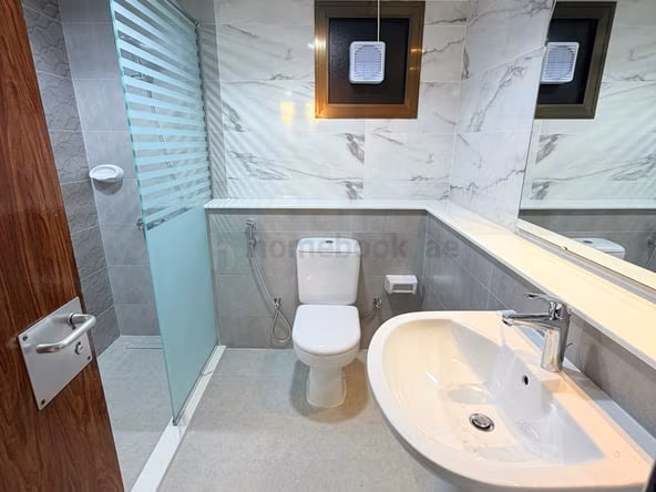 Room for Rent in Al Rigga