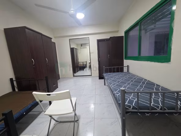 Bed Space & Partition in Al Fahidi