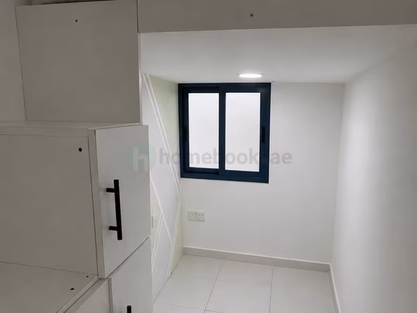 Bed Space & Partition in Bur Dubai