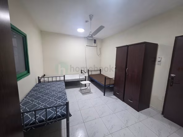 Bed Space & Partition in Al Fahidi