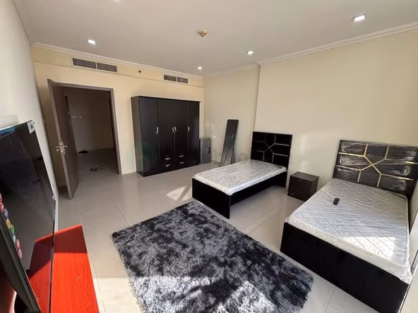 Bed Space & Partition in Dubai Silicon Oasis (DSO)